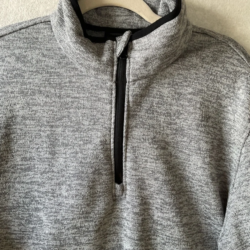Canyon Creek sweatshirt. 3/4 zip. Gray. size XL - Picture 5 of 9
